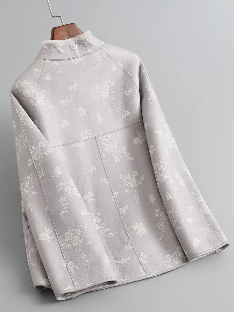 Haining 2024 New Chinese Sle National Fur Integrated Outerwear Women Winter Short Genuine Leather Double-Sided Ou... |