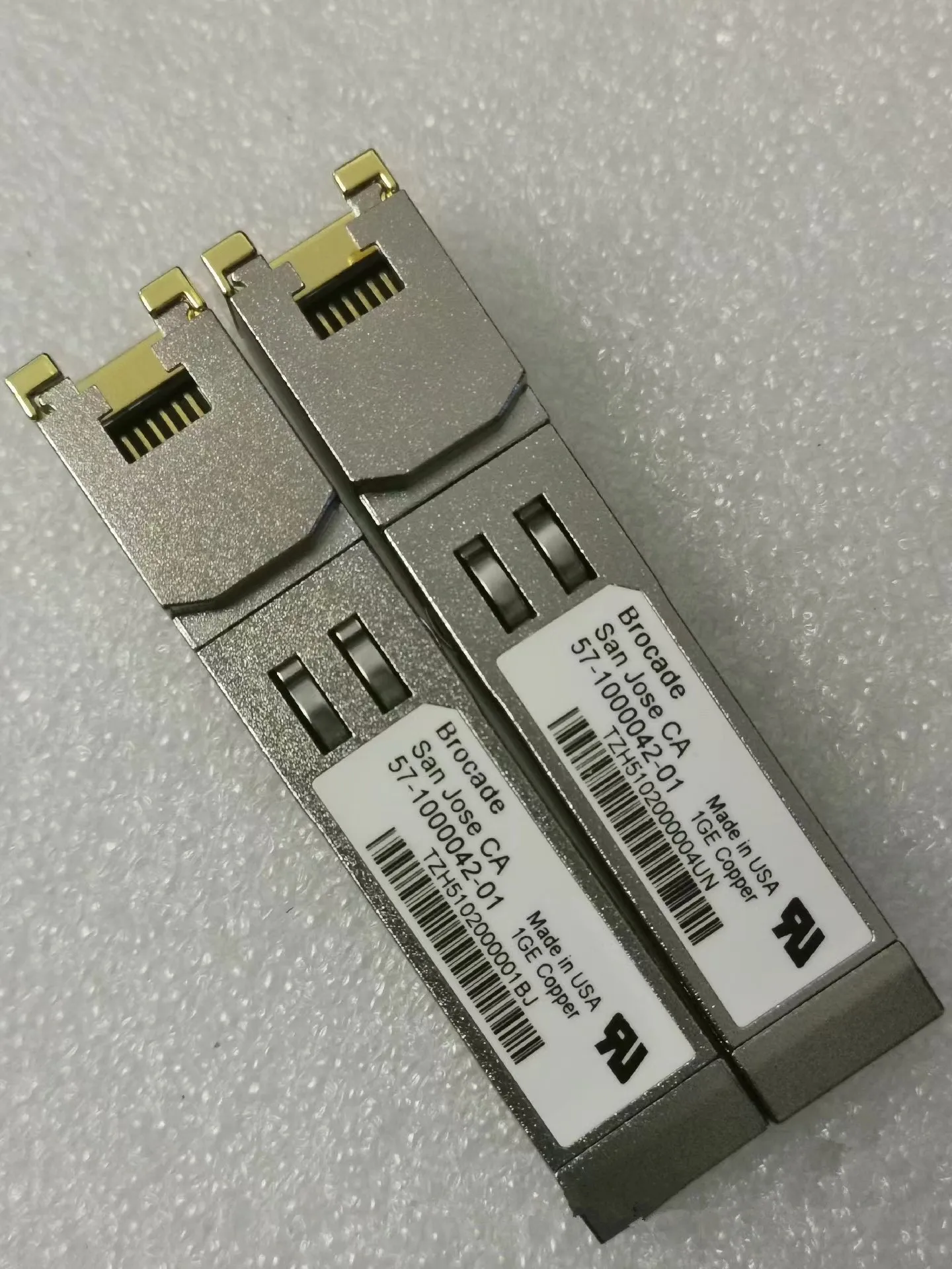 Brocade RJ45 fiber module sfp/57-1000042-01 1GE RJ45 sfp fiber switch/Brocade rj45 sfp fiber transceiver