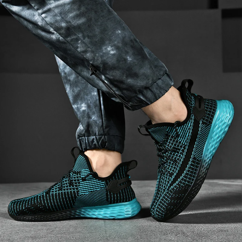 2022 New Breathable Mesh Sneakers Men Soft Comfortable Running Sport Shoes Men Lightweight Unisex Athletic Women Couple Shoes
