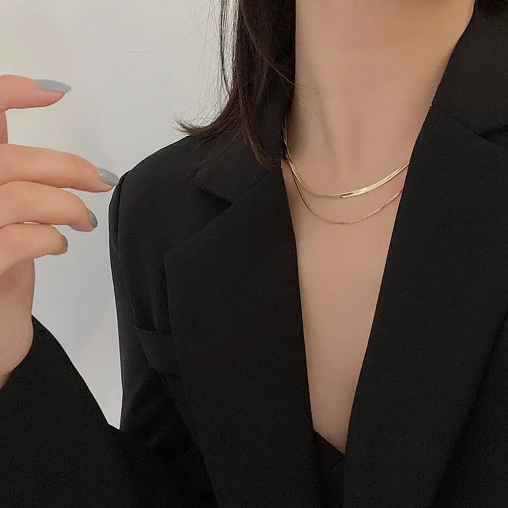 

Temperament Luxury Jewelry Gift Korean Style Necklace Snake Bone Chain Double-layer Clavicle Chain Female Sweater Chain