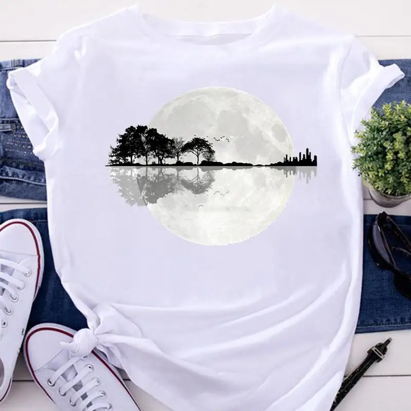 

Футболка женская с принтом акварельных теней, модная одежда с мультяшным принтом для отпуска, топ с графическим принтом и коротким рукавом, ...