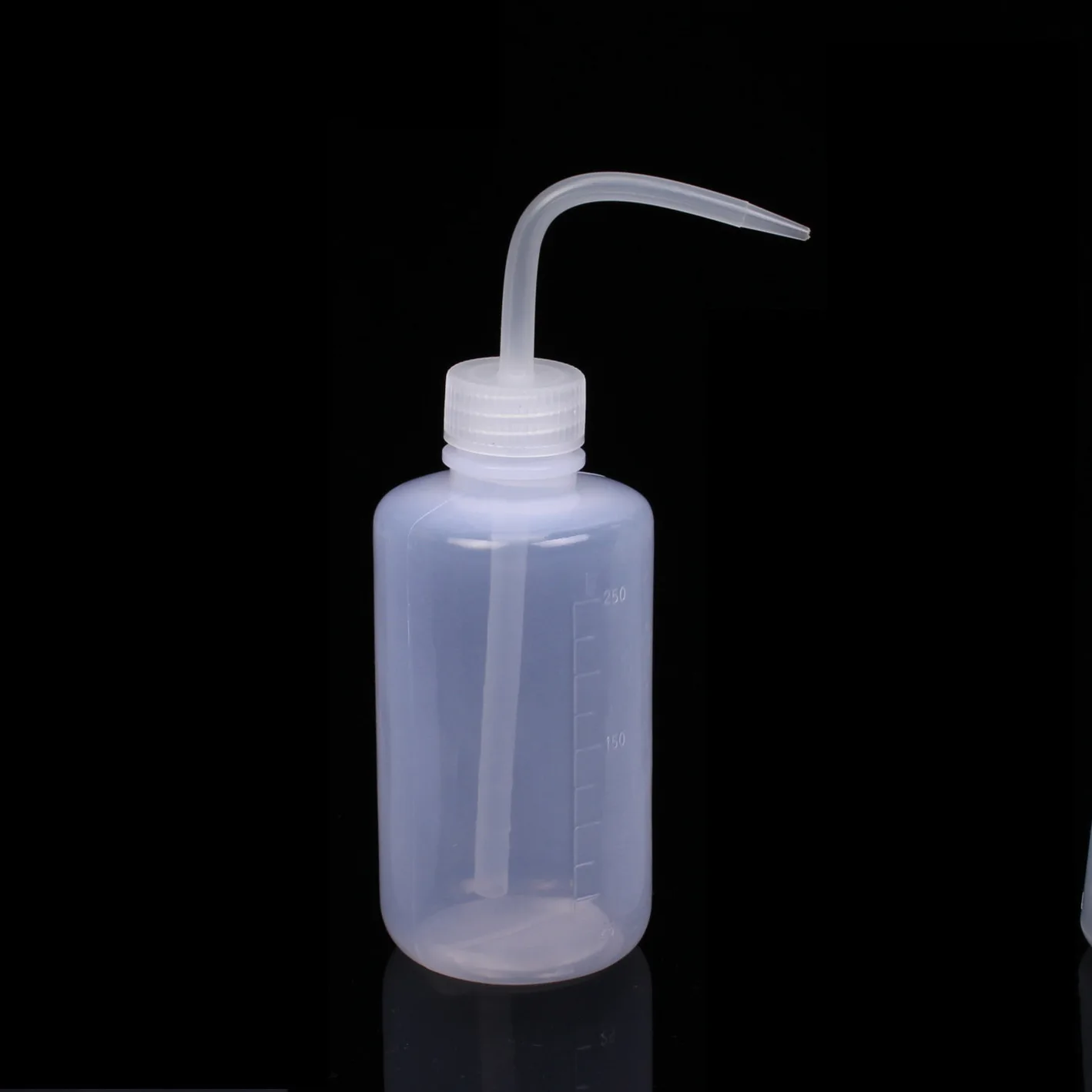 

250/500ml Tattoo Bottle Diffuser Squeeze Bottle Microblading Supplies Convenient Supply Wash Lab Non-Spray Cups Tattoo Tool 1pcs