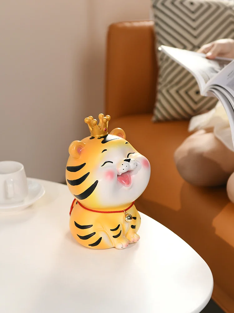 

Tiger Decoration Coin Bank Zodiac Year Mascot Fortune Furnishings Wine Cabinet Table Decorations Gift