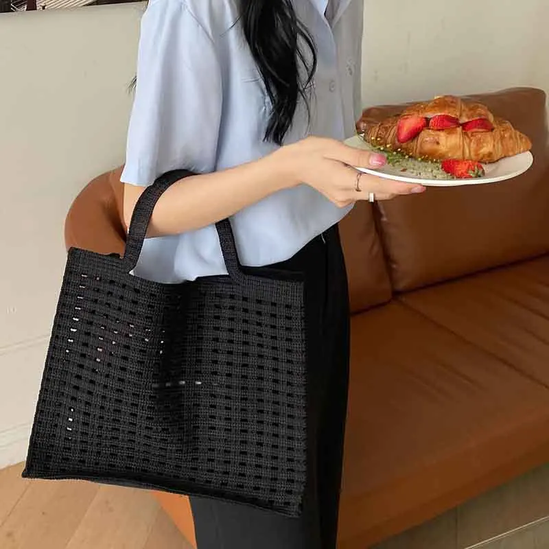 

Женская пляжная сумка-тоут ручной работы, легкая многоразовая вместительная сумка-шоппер с вырезами и подмышечным карманом, лето 2022