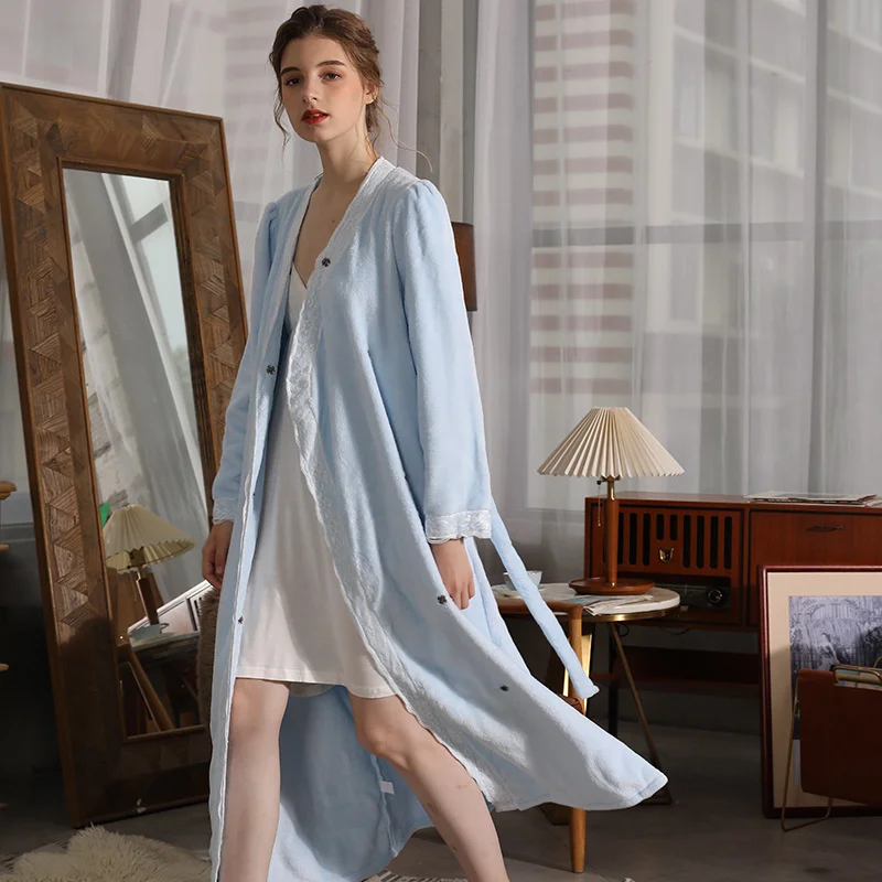 Fleece Nightdress Women Lace Long Sleeve Elegant Nightgown Sleepwear Thicken Flannel Vintage New Warm Thermal Home Dressing Gown