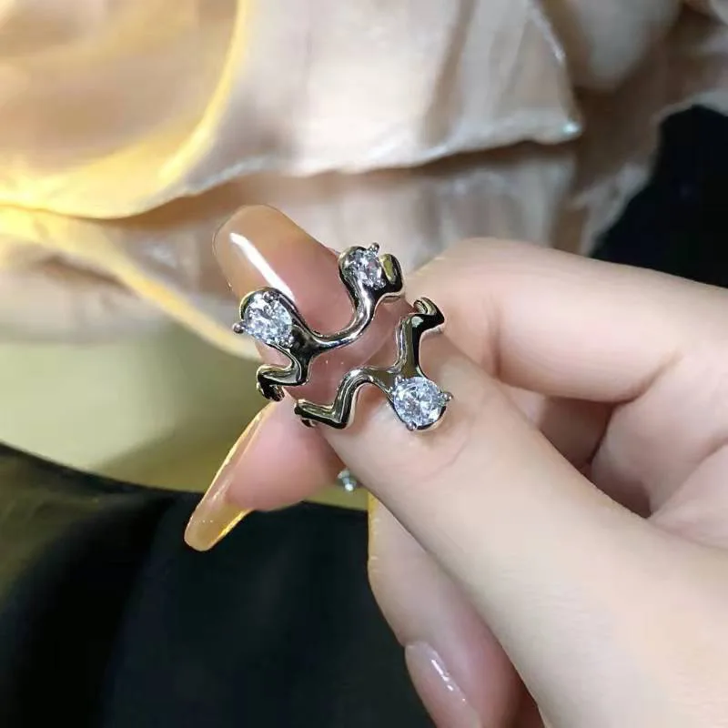 

1pc Fashion Zircon Wave Women Ring Luxury Exquisite Shiny Diamond Irregular Adjustable Ring