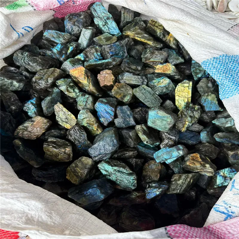 

Натуральный лабрадорит 1000г WEI HONG