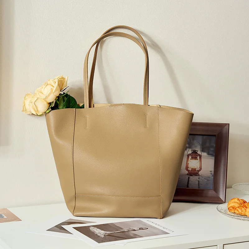 

high quality luxury brand Cowhide soft Tote commuter high-capacity 2023 autumn and winter new small crowd office leather high-gr
