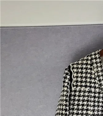 

Women Jacket Classic Houndstooth Vintage V-Neck Single Breasted Double Pockets Short Woolen Coat