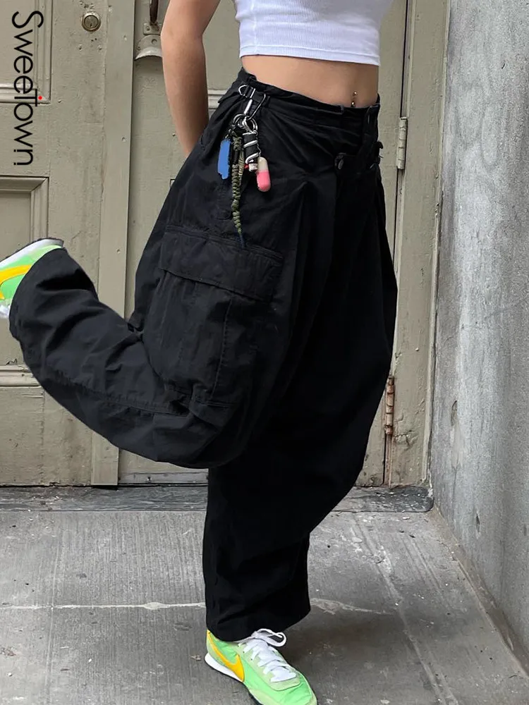 

Sweetown Black Goth Techwear Pockets Cargo Pants Women Drawstring Low Waist Baggy Trousers Korean Fashion Streetwear Joggers