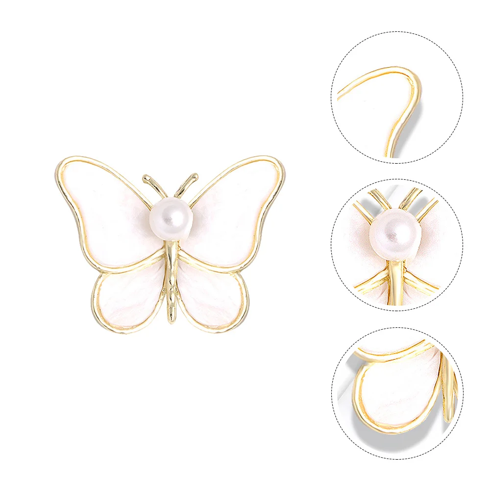 

1PC Fashionable Female Corsage Fritillary Brooch Stylish Clothes Badge Pin Creative Breastpin