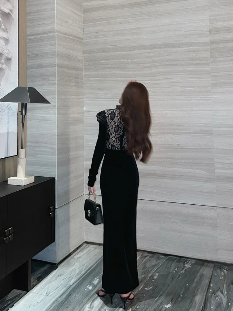 Женское бархатное платье SMTHMA