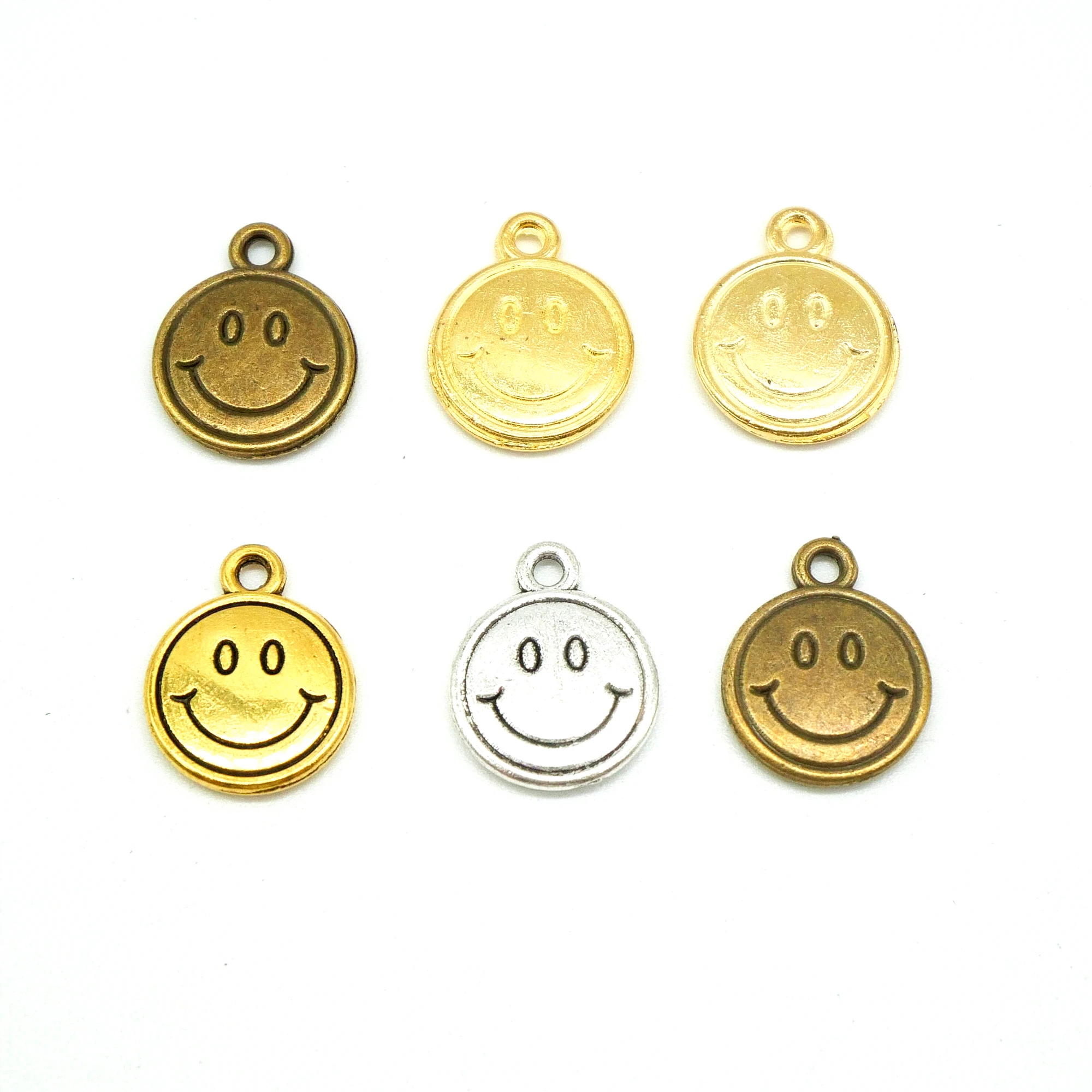 

25 шт./лот 16*13*2 мм Бесплатная доставка Симпатичные Четырехцветные подвески из сплава ювелирные изделия Подвески смайлик фурнитура