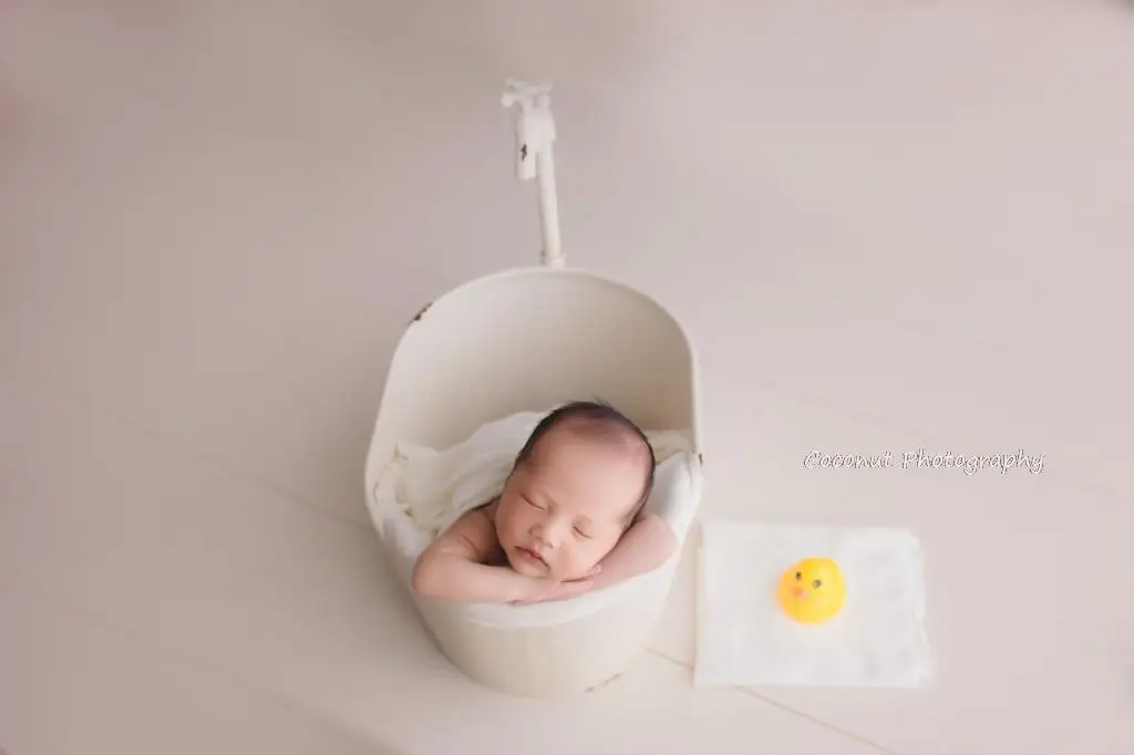 Coconut Newborn Photography Props Baby Photo Bathtub With Faucet Full-moon Baby Shoot Accessories Photo Props Iron Bathtub