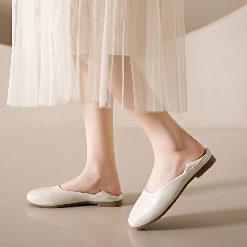 Женские туфли-лодочки из мягкой кожи в стиле ретро