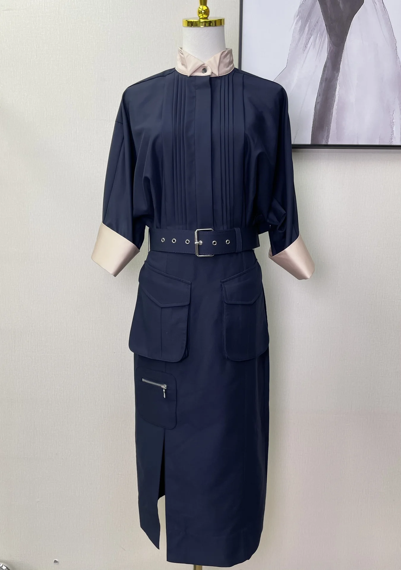 

Spring and summer new dress, belt design layer is very rich, senior and feminine