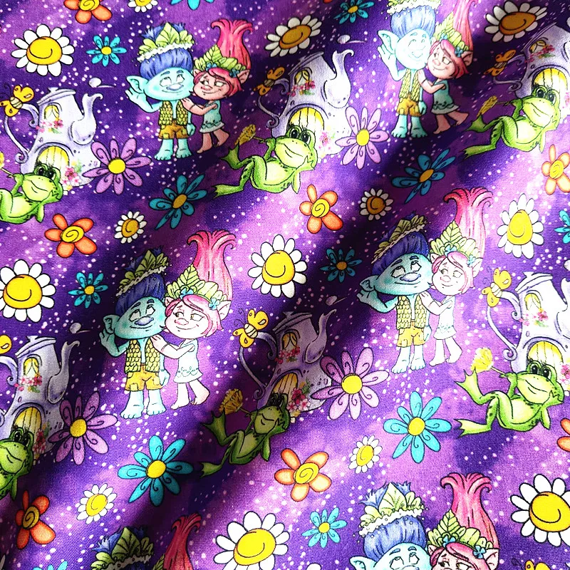В наличии фиолетовая ткань из 100 хлопка с цифровой печатью персонажей