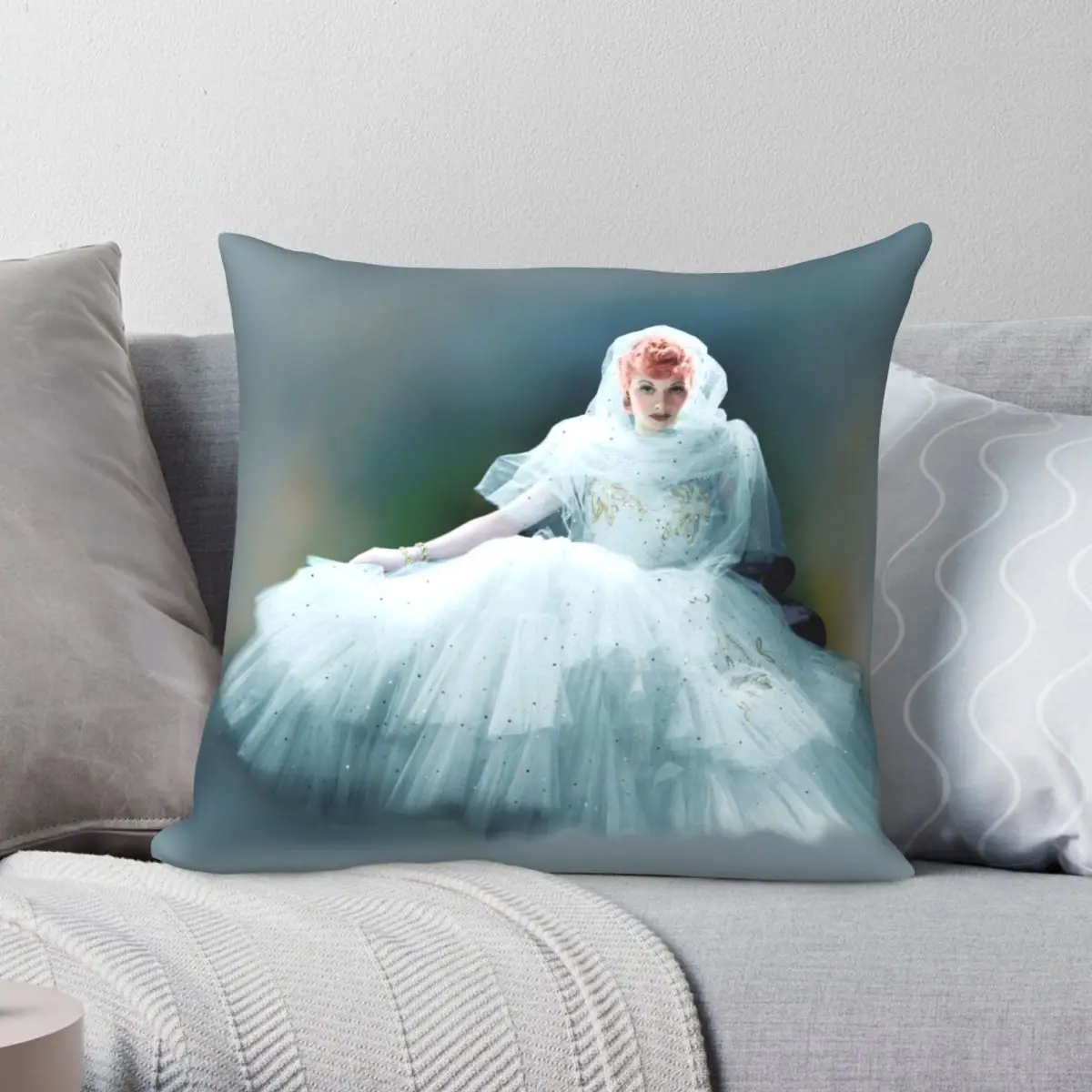 

Разноцветная квадратная подушка Lucille Ball 1946, чехол из полиэстера, льна, бархата, с принтом, на молнии, декоративная подушка, чехол