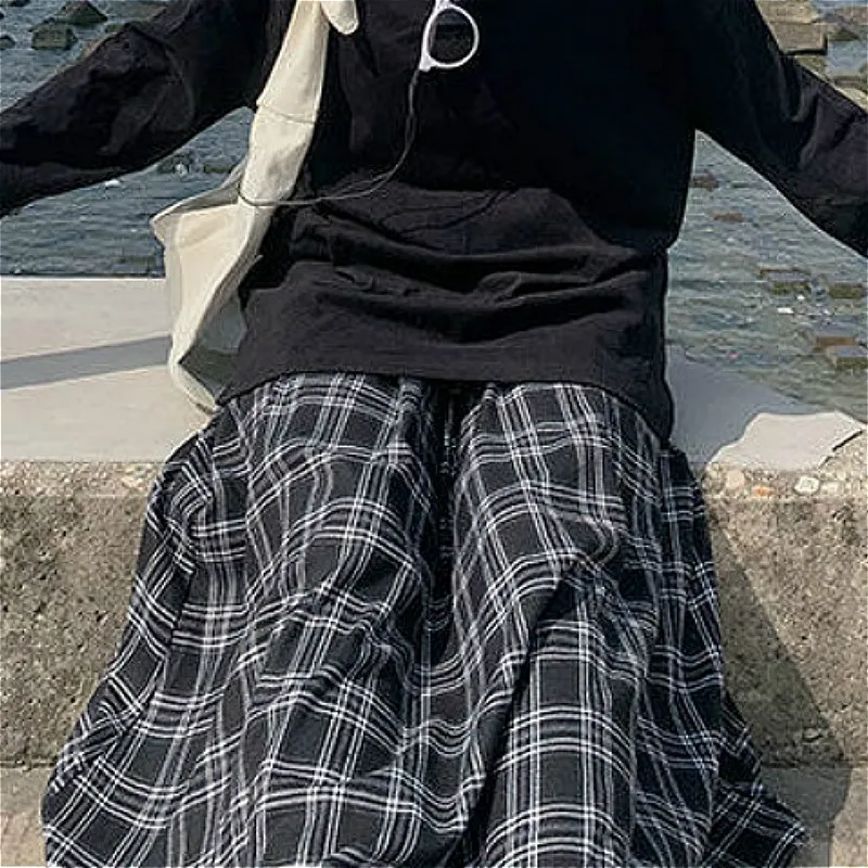 Юбка-миди женская черная в клетку до середины икры с высокой талией | Женская