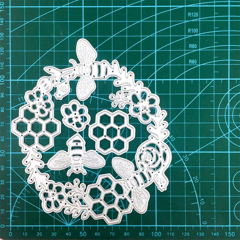 

Honeybee Honeycomb Carbon Steel Cutting Dies Embossing Scrapbook Papercutting Greeting Cards Knife Mold Crafts Punch Stencil