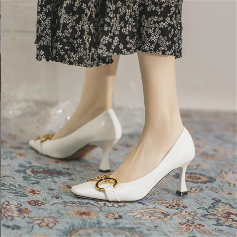 

Single Shoes Women's Shoes 2022 New Spring and Autumn Fashion Retro Square Toe Metal Buckle Square Heel Non-slip Low Heels