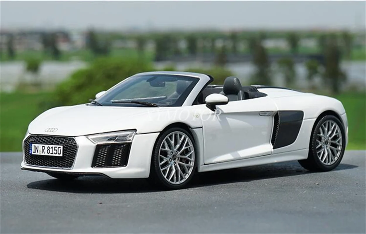 

1/18 для Audi R8 V10 Plus спортивный открытый автомобиль литая модель автомобиля белые/красные детские игрушки подарки хобби демонстрация орнаментов коллекция