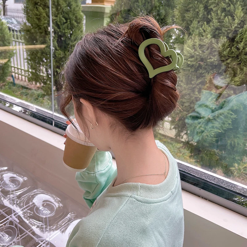 

Heart-shaped Hairpins Hair Claw Clip Hairstyling Decorated Headwear Ornament Accessories