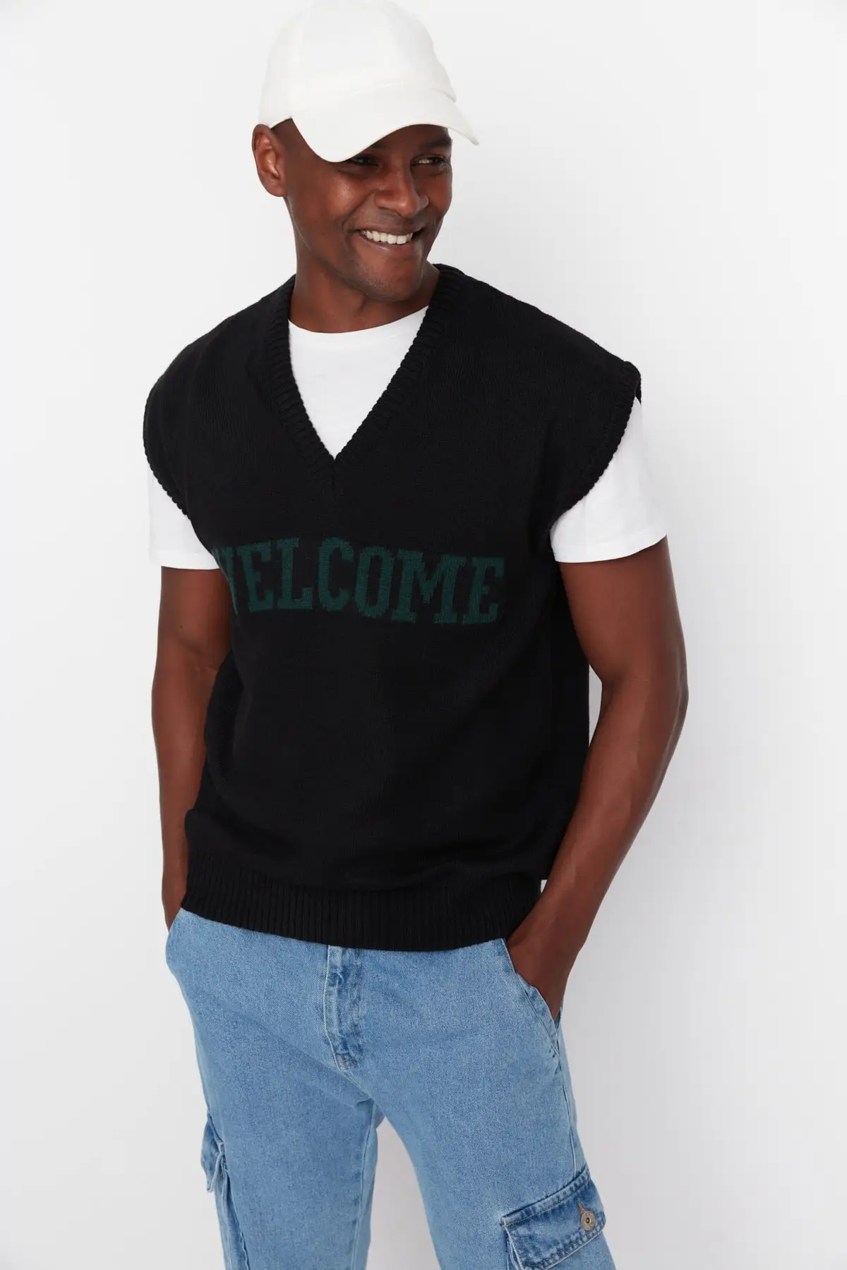 

Men's Oversize Fit wide mold Welcome written Knitwear sweater TMNAW23SV00002
