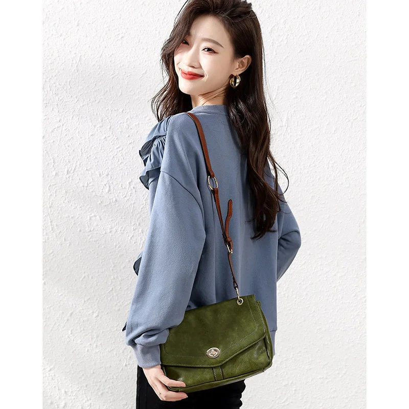 Элегантная однотонная блузка с оборками и круглым вырезом женская одежда