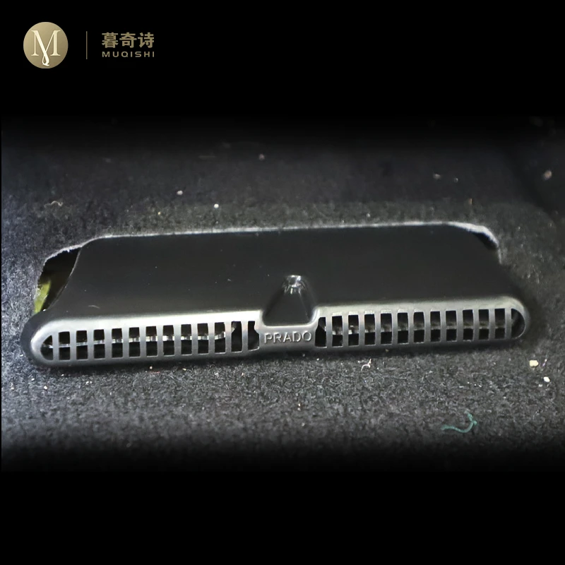 

Крышка на вентиляционное отверстие для Toyota Prado 2019-2022