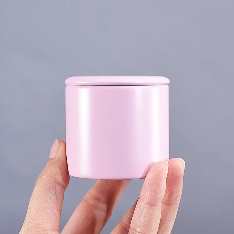 

Металлическая круглая чайница