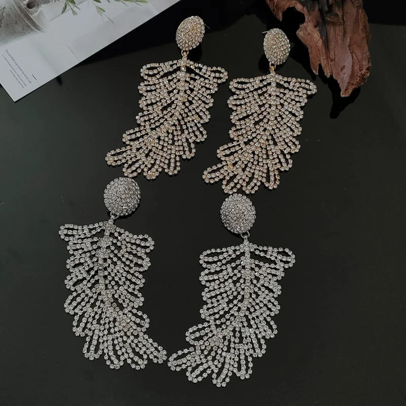 

European and American fashion network Red Rhinestone leaves Earrings Silver Needle full of drill Earrings