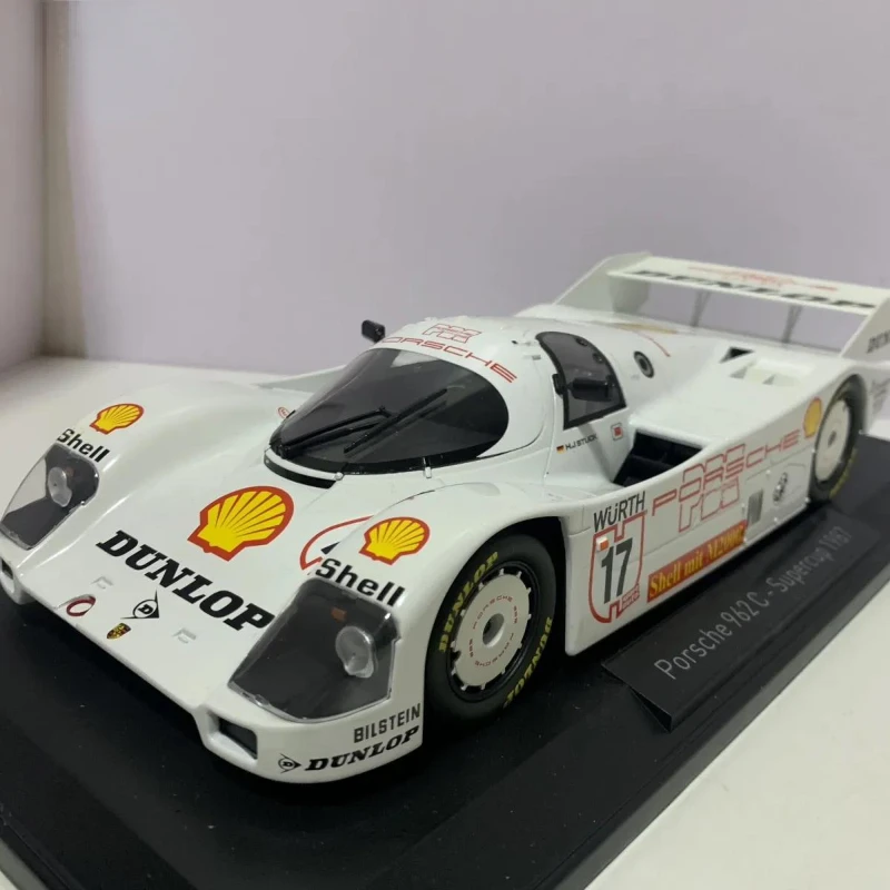 

Модель автомобиля из металлического сплава 1:18 1987 Porsche 962 C Supercup