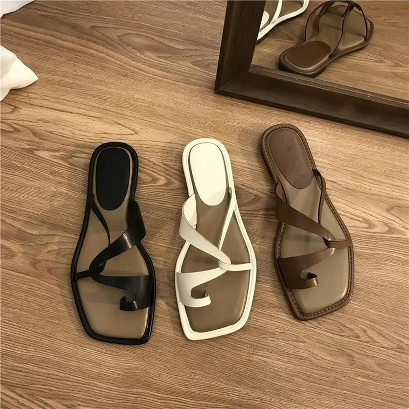 

Flip Flops Summer 2022 Female Sandals Woman Flat Soft Leather Slides Ladies Slippers Outside Shose Fashion Peep Toe Beach Slides