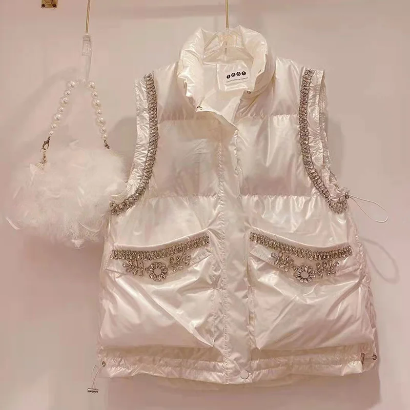 

Утепленный жилет из пуха и хлопка, короткое пальто для женщин в зимний сезон 2022, кардиган в тяжелой промышленности с инкрустированными брил...