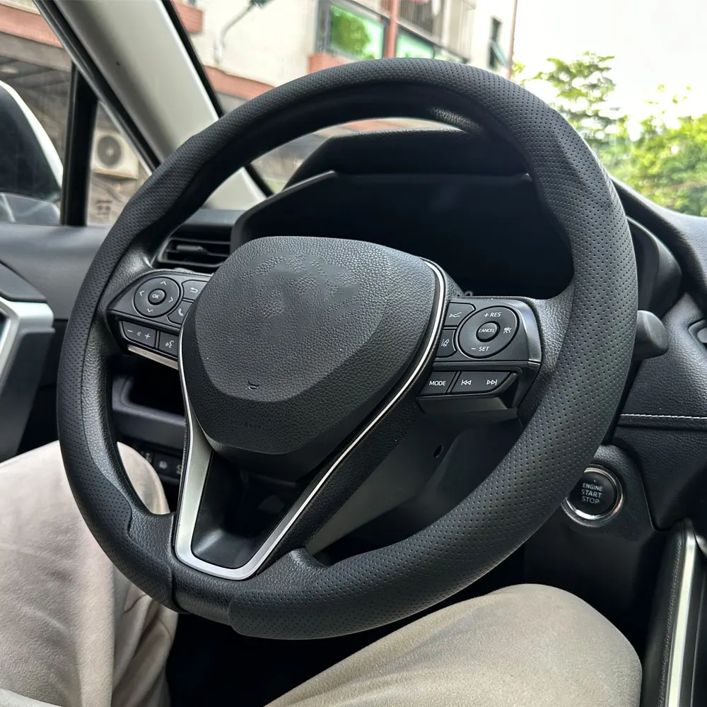 

Для TOYOTA Crown CHR Yaris Corolla Auris Rav4 Prius Camry raize Prado Замшевый чехол на руль автомобиля из углеродного волокн...