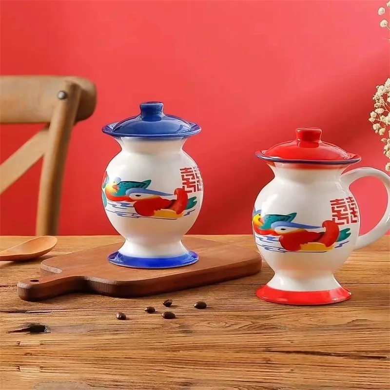 

Ceramic Funny Spittoon Cup Chinese Style Double Happiness Mandarin Duck Cup Wedding Gifts Nostalgic Retro Mug Creative Water Cup