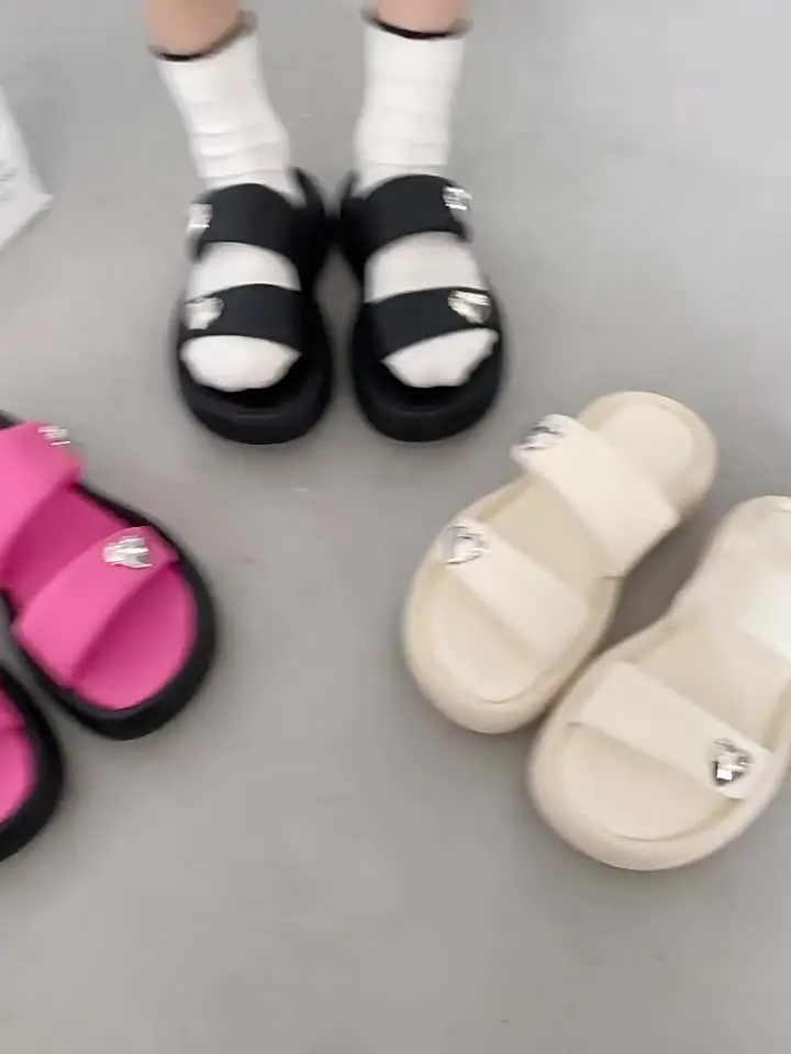 

Тапки Женские повседневные, мягкая обувь на низкой платформе, римские, хит продаж, лето 2023