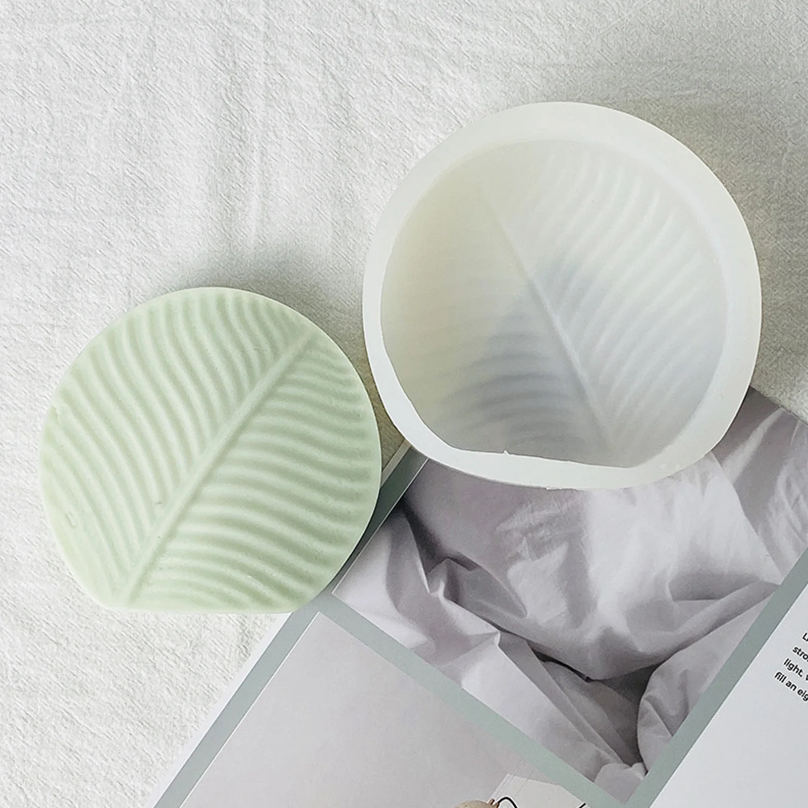 

Leaf Shape Soap Mold Candle Molds For Candle Making 3D Leaf Shape Candles Resin Mould Epoxy Resin Casting Molds DIY Aromatherapy