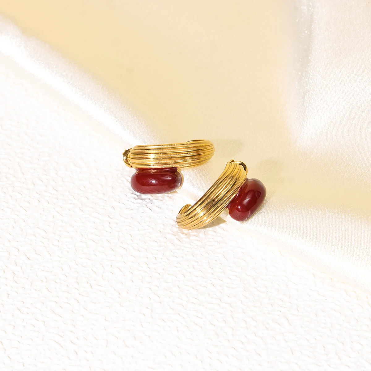 Новинка простые текстурированные серьги-каффы с позолотой 18 карат кольца