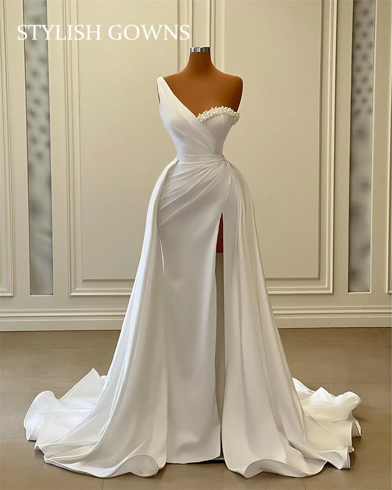 

Женское свадебное платье It's yiiya, белое плиссированное платье с одним открытым плечом, расшитое бисером, с высоким разрезом на лето 2019