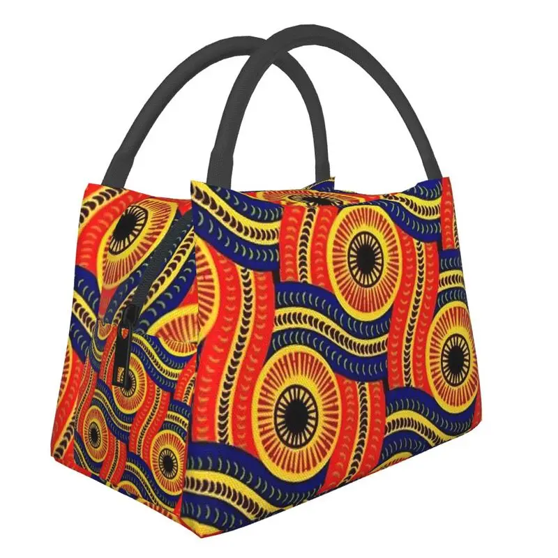 

Hand-held insulated refrigerated lunch bag is portable, stylish and simple, suitable for picnics