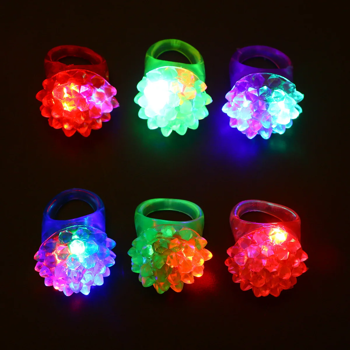 

LED Strawberry Flashing Light Rings Blinking Party Soft Light Up Glow Jelly Finger Rings Fun Party Decoration Random Color