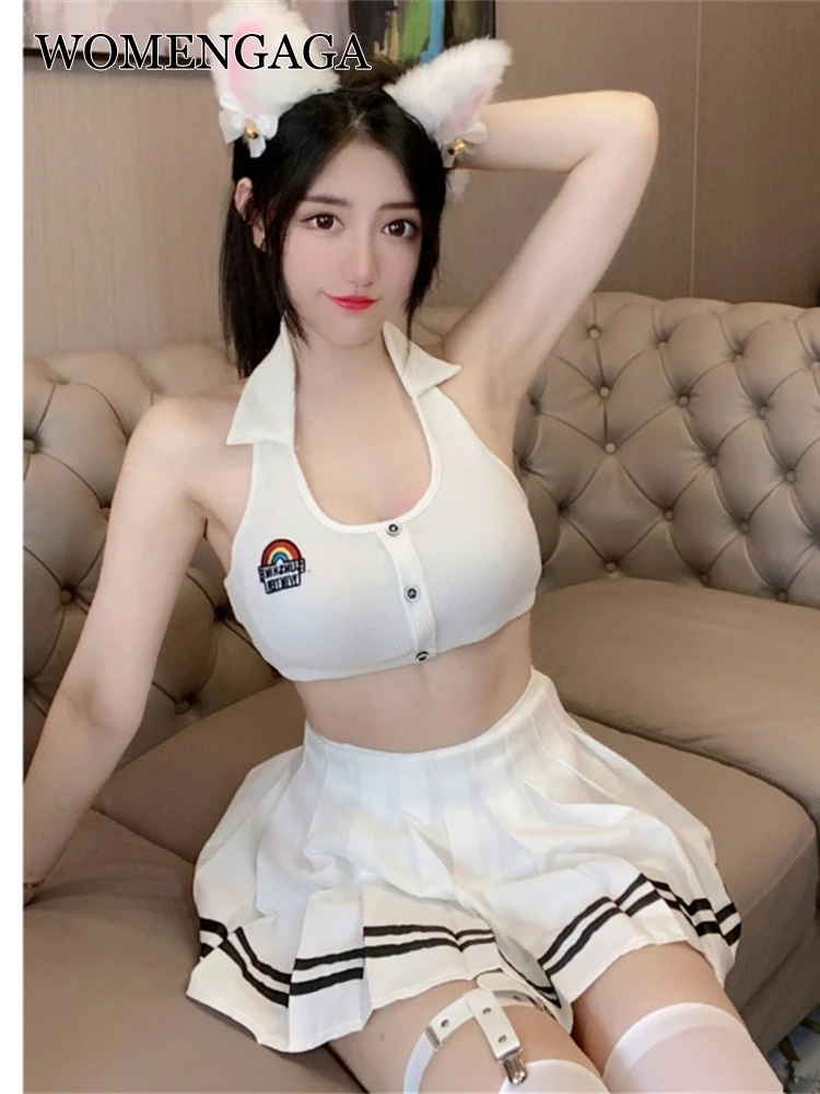 

Женский короткий топ-поло и плиссированная мини-юбка, в стиле преппи