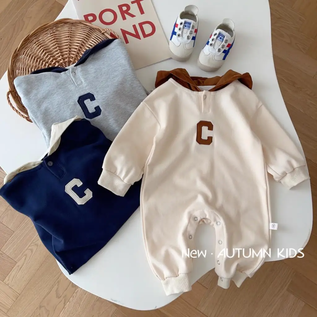 

2023 Spring Autumn Baby Boys Romper Cotton Embroidery Letters Hoodie Jumpsuit Button Patchwork Long Sleeve Infant Boys Bodysuit