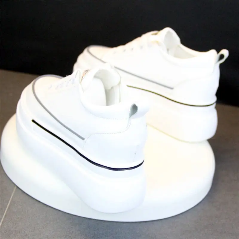 2022 Height Increasing Insole Female Casual Lace up White Shoes Versatile Casual round Toe Sneakers Soft Leather Women's Pumps