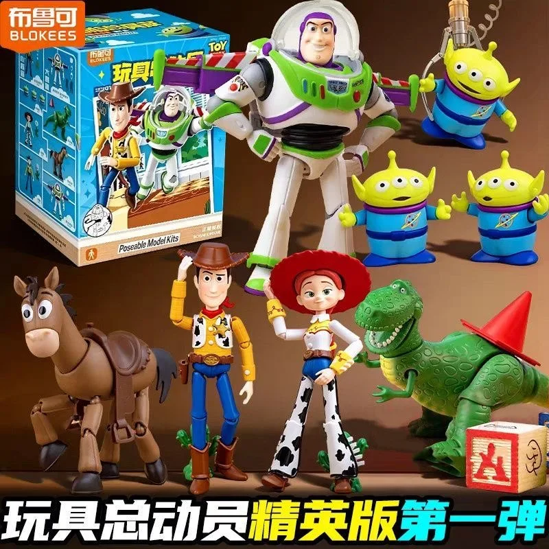 Фото Игровые фигурки Blokees Toy Story Elite Edition GV01: Базз Лайтер и Вуди – Коллекционные модели для увлекательных приключений, подарок для детей №2