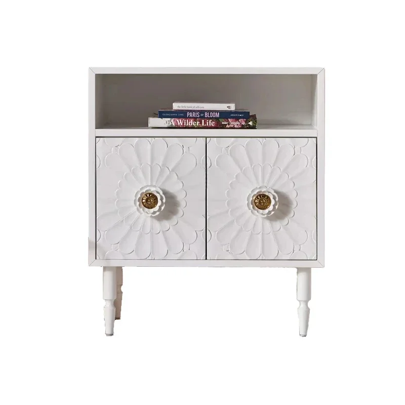 Прикроватная тумбочка из массива дерева итальянская светлая роскошная белая