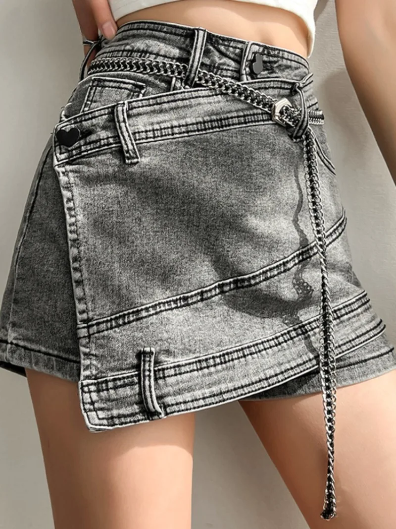 

Модная женская джинсовая юбка, новая серая юбка выше колена с высокой талией и асимметричной цепочкой, женская летняя юбка с поясом, 2023