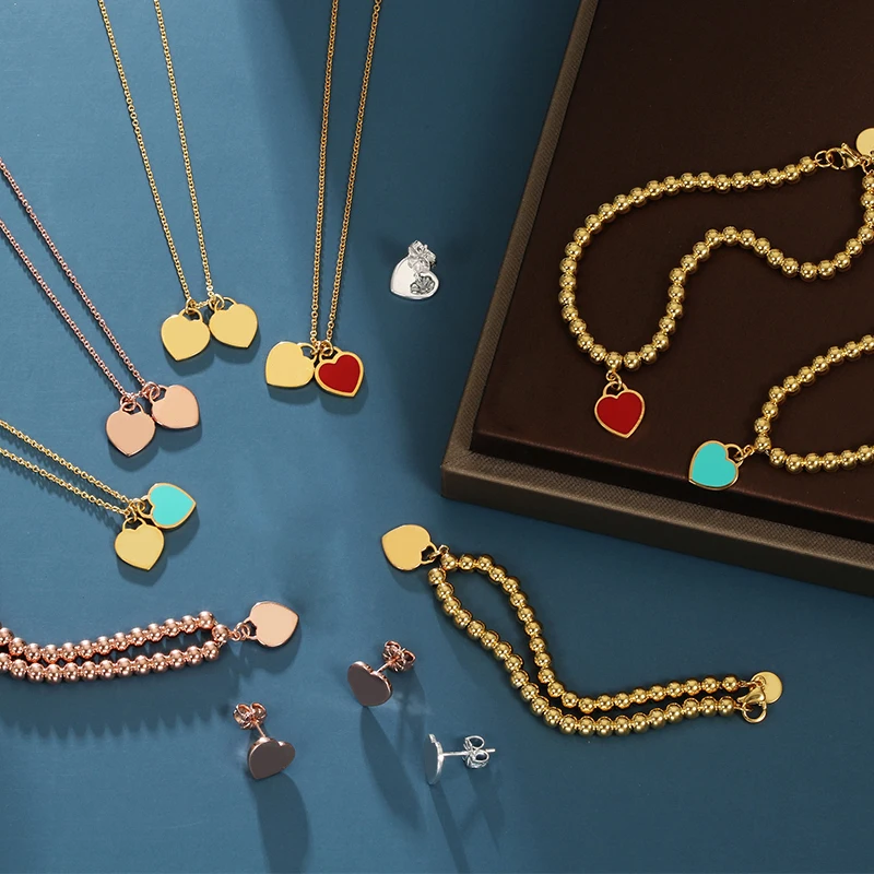

Vintage Gold Multicolored Heart Pendant Bracelet Earrings Fashion Set Accessories Party Gift for Ladies